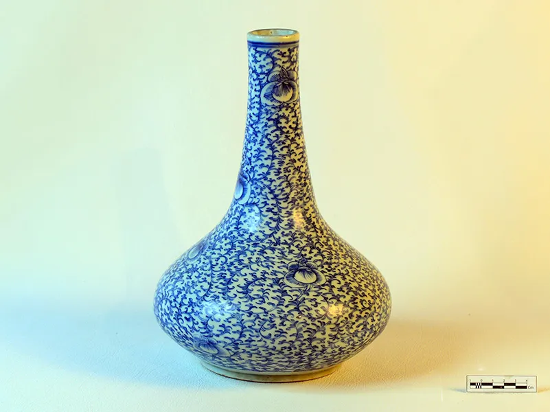 Chinese Vase — image 2