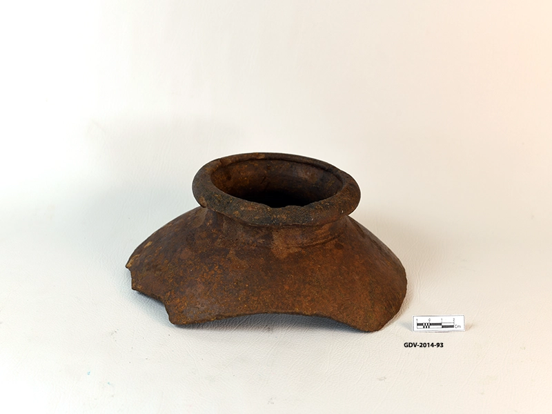 Complete Rim sherd — Maritime Archaeology Museum