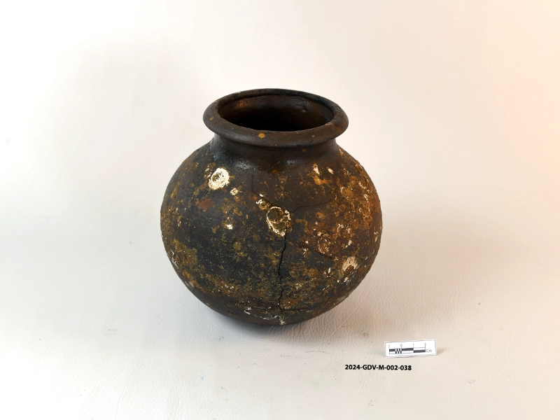 Complete Pot (water container) — image 2