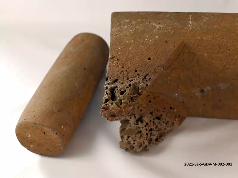 Grinding stone — image 3