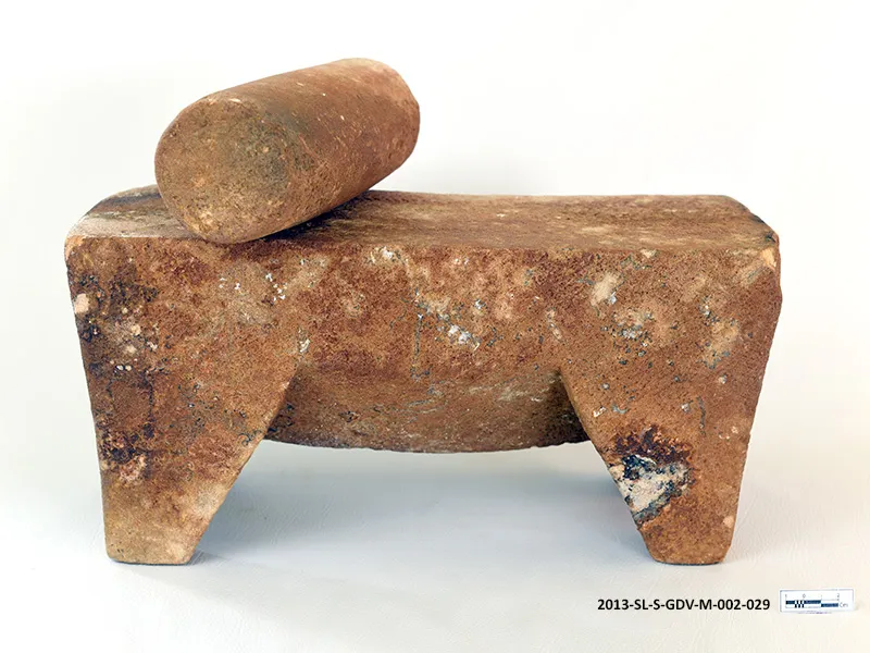 Hand Stone — image 2