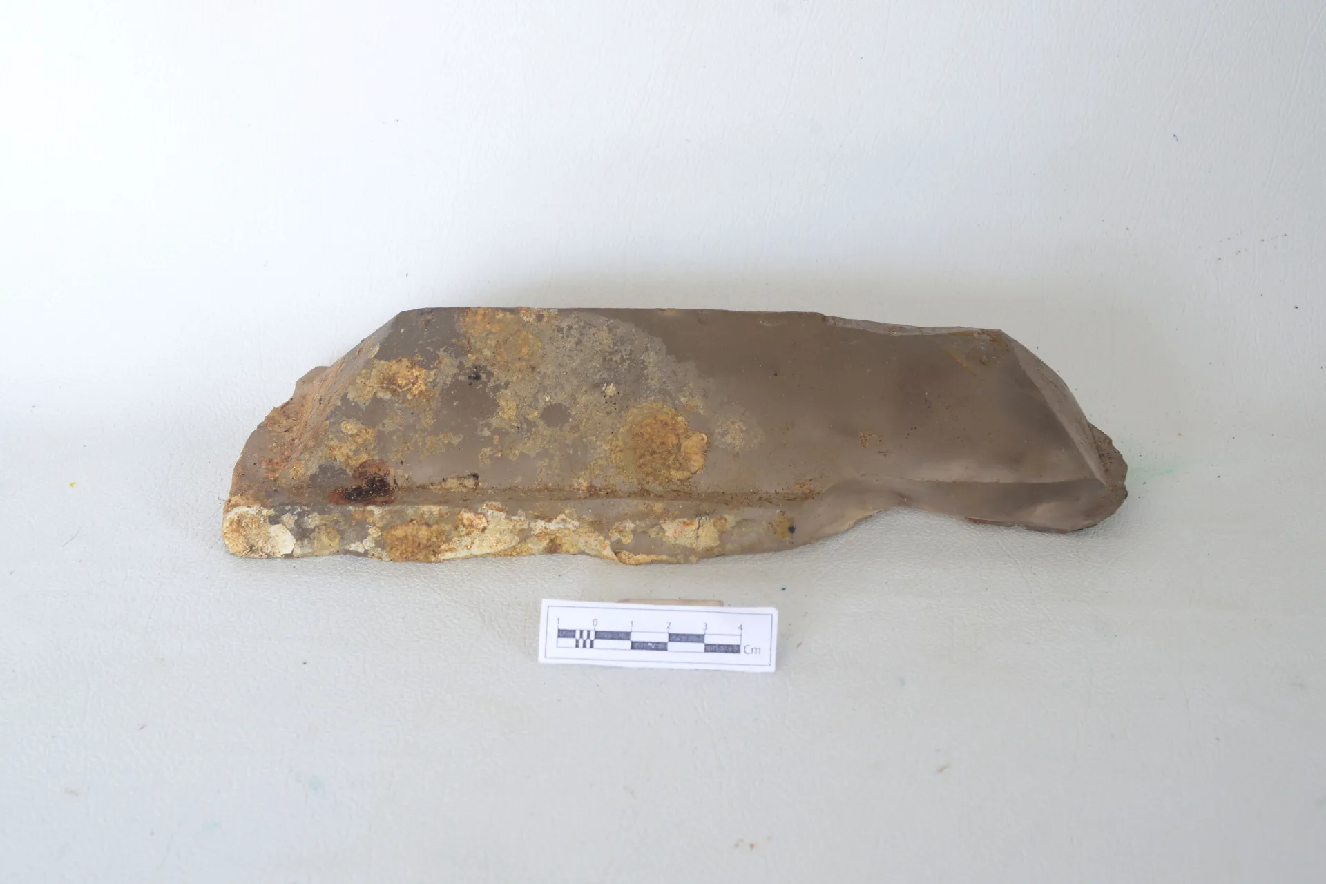 A block of glass — image 2