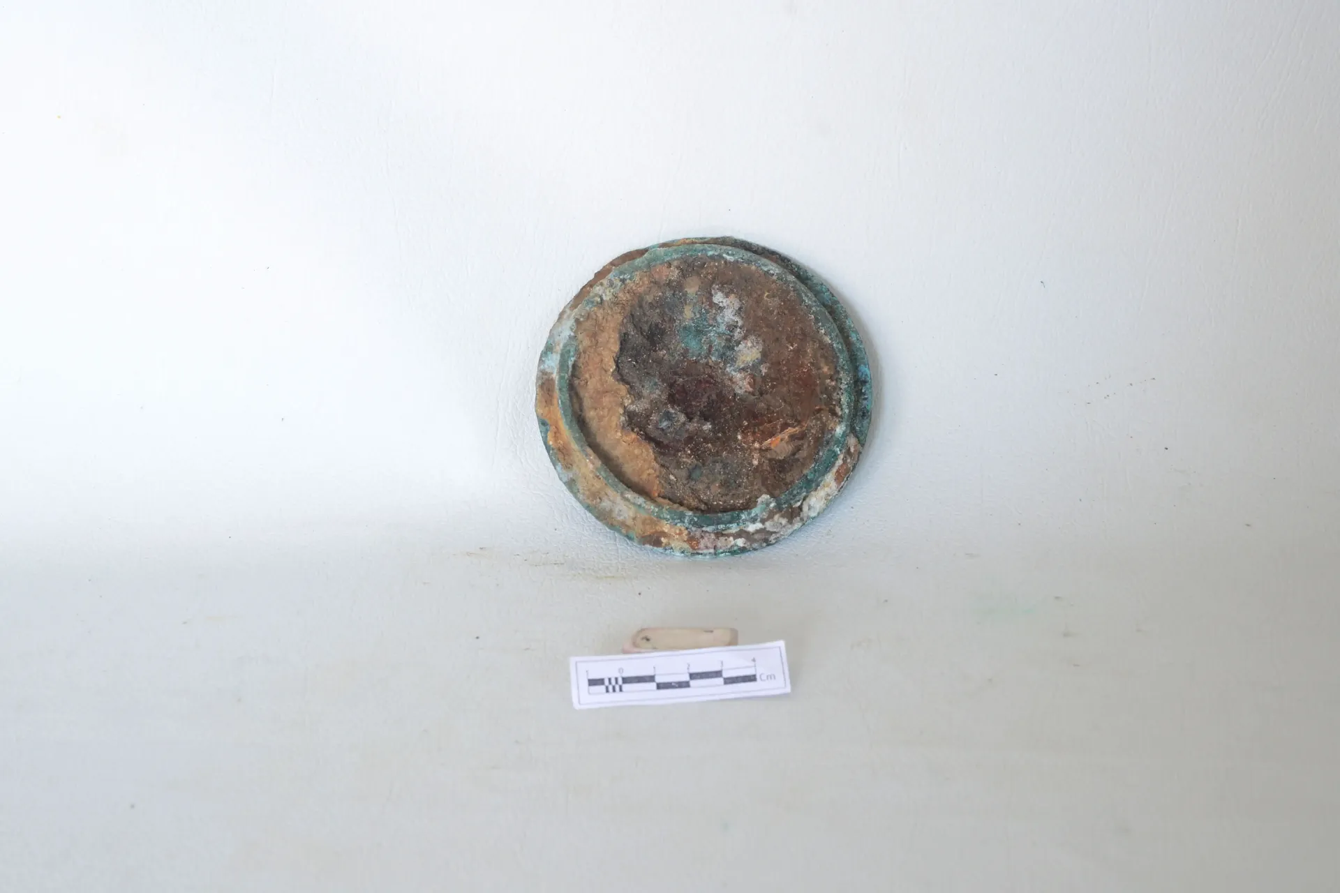 A round -5 — image 2