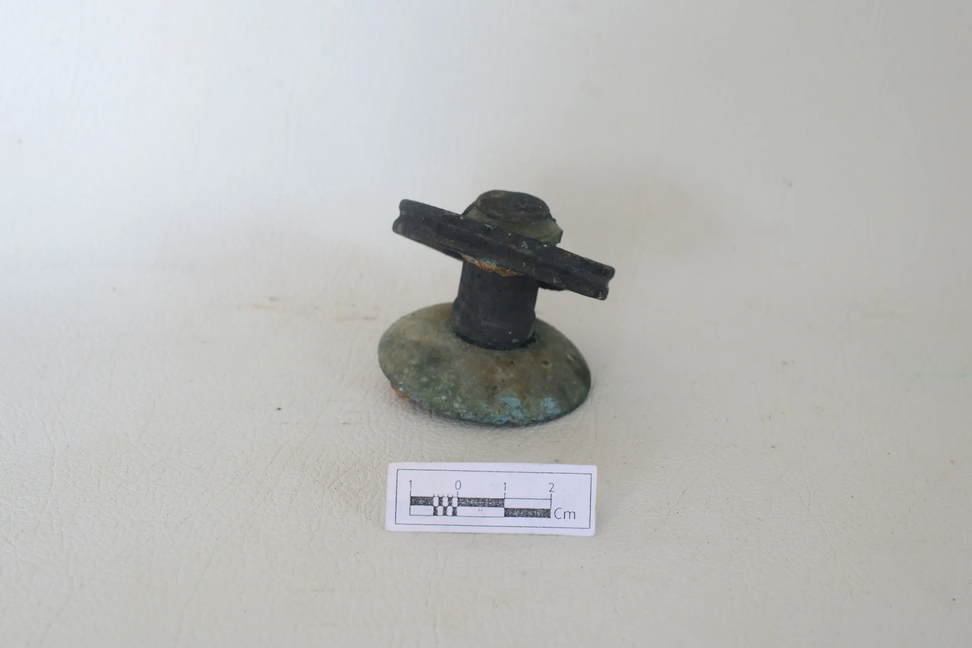 An iron artifact — image 2
