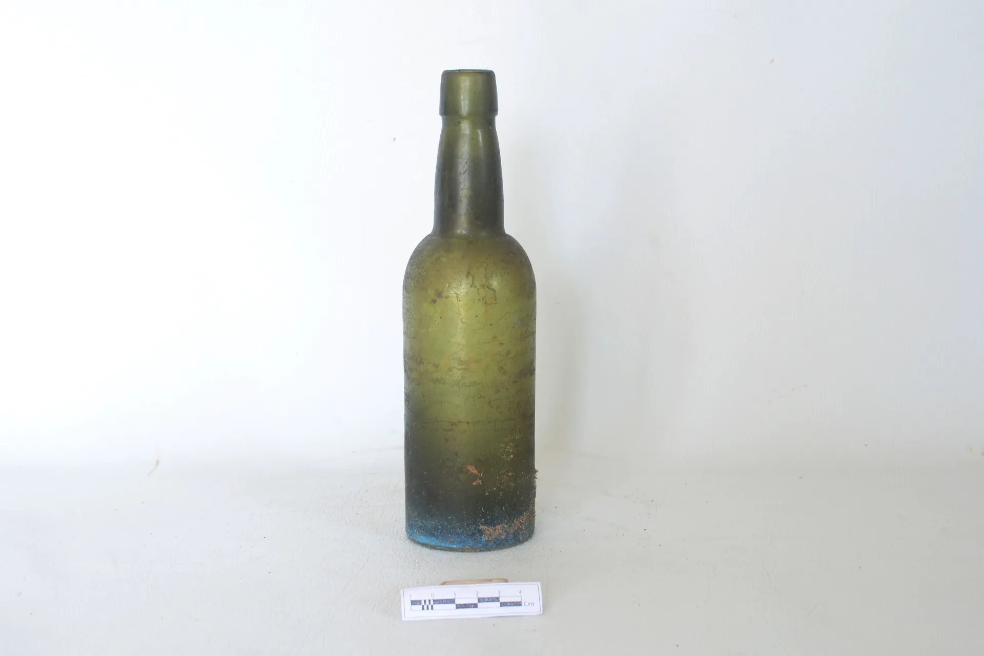 Glass Bottle-1 — Maritime Archaeology Museum