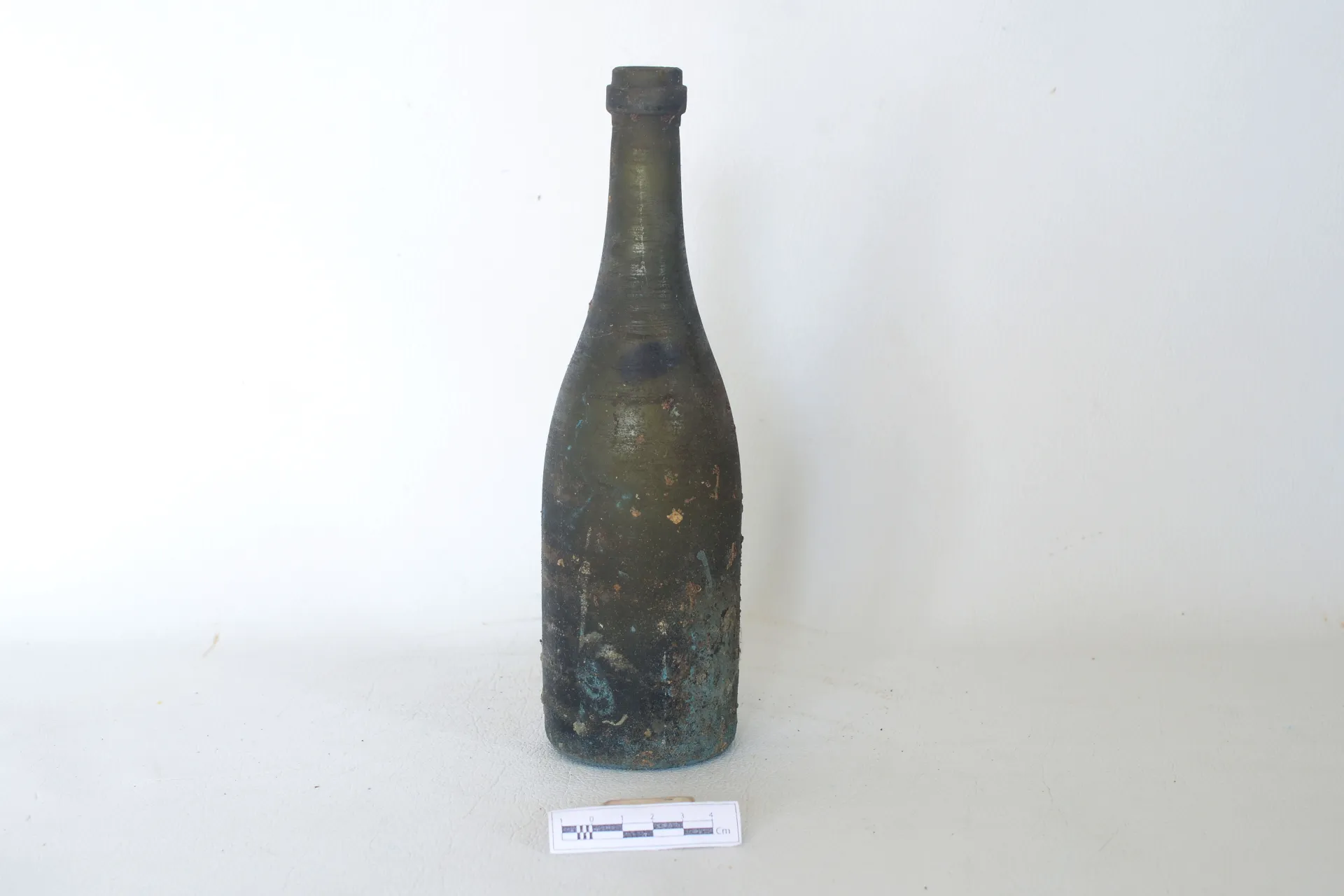 Glass Bottle-2 — Maritime Archaeology Museum