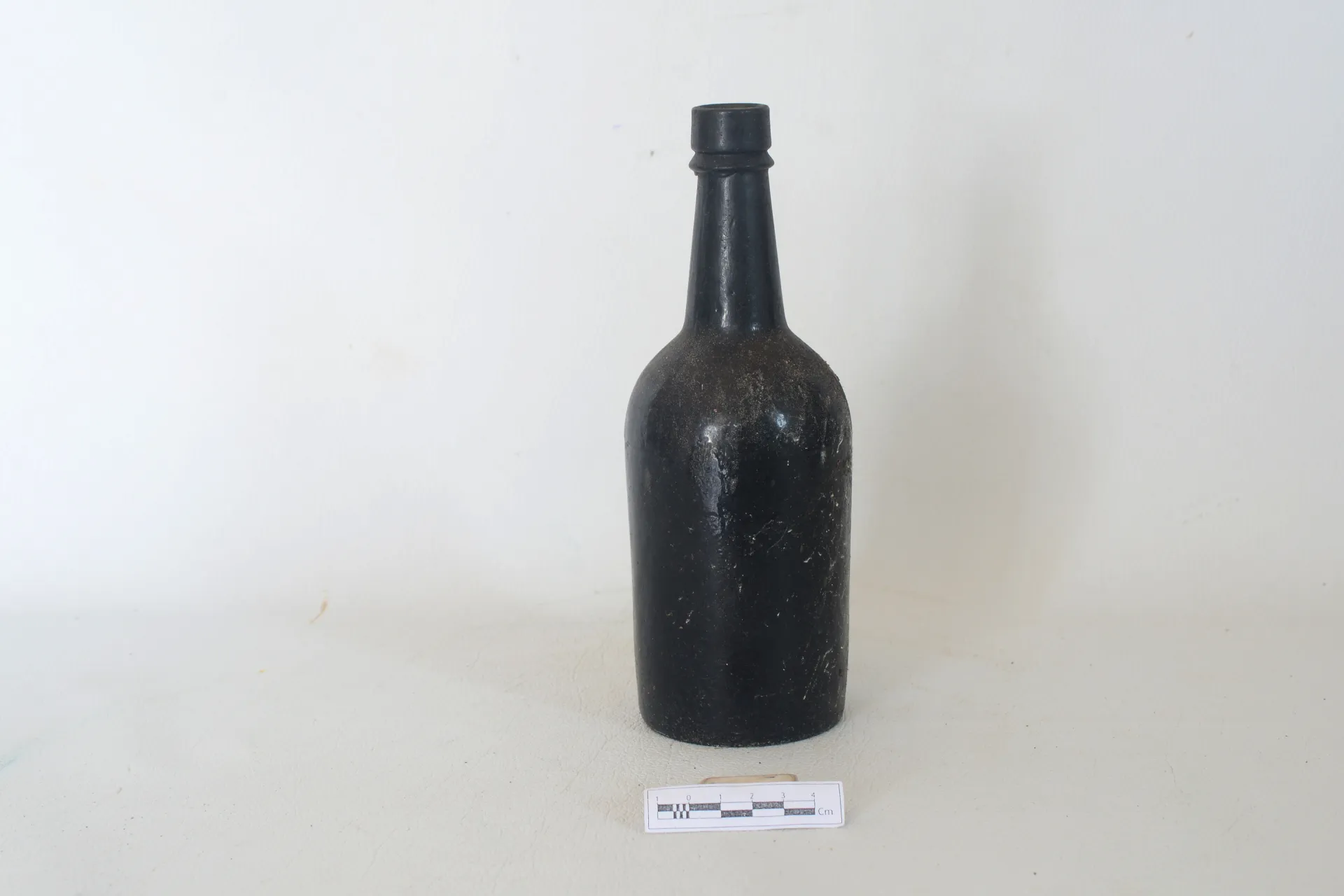 Glass Bottle-4 — Maritime Archaeology Museum