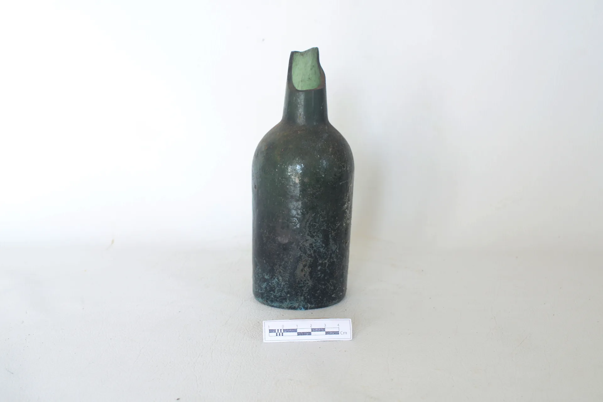 Glass Bottle-8 — Maritime Archaeology Museum