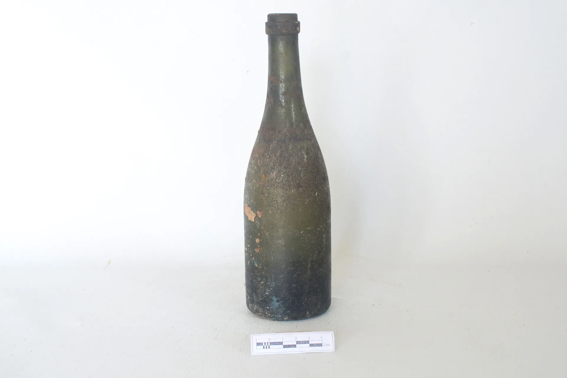 Glass Bottle-9 — Maritime Archaeology Museum