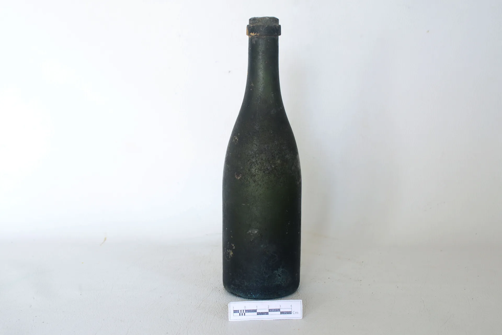 Glass Bottle-13 — Maritime Archaeology Museum