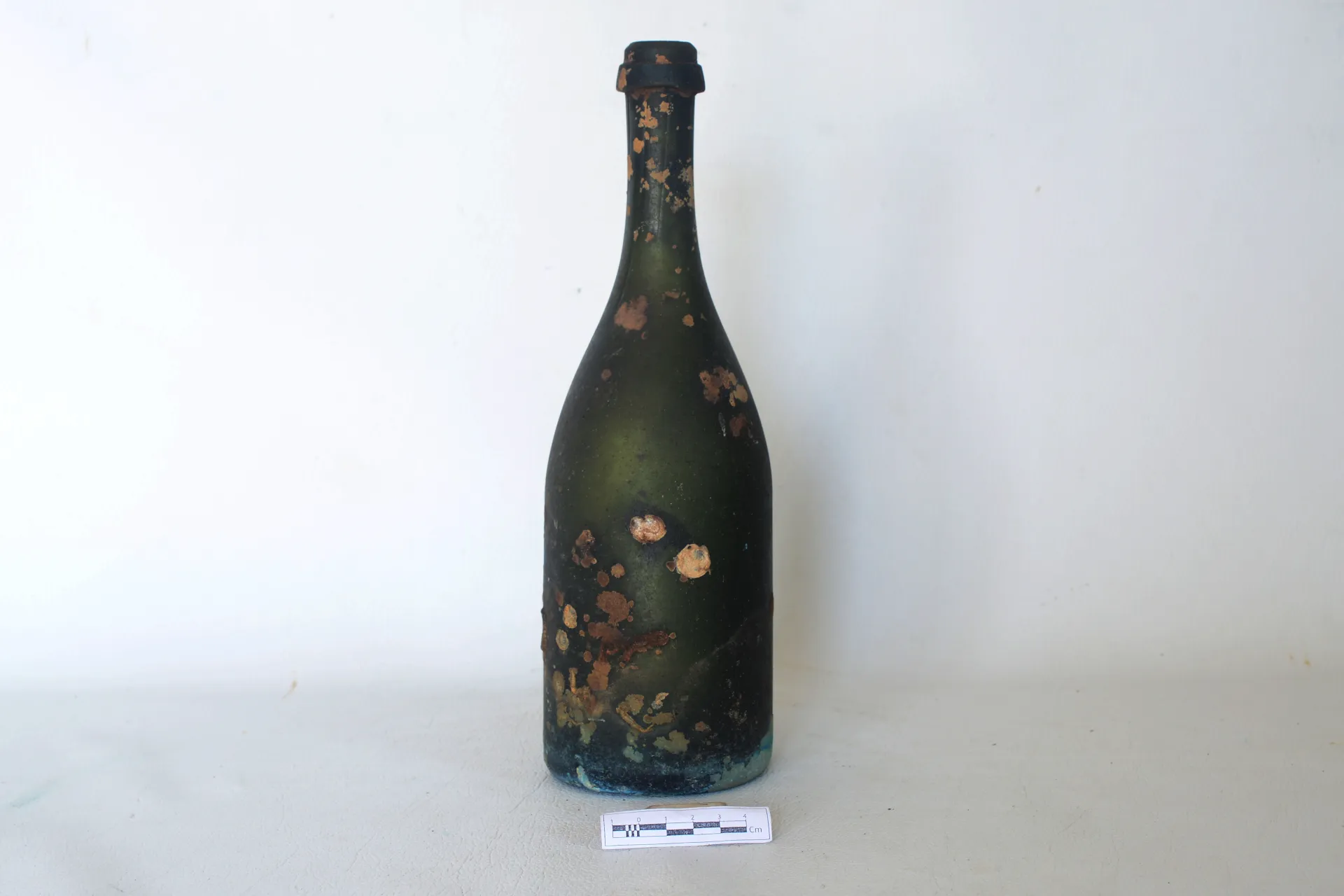 Glass Bottle-22 — Maritime Archaeology Museum