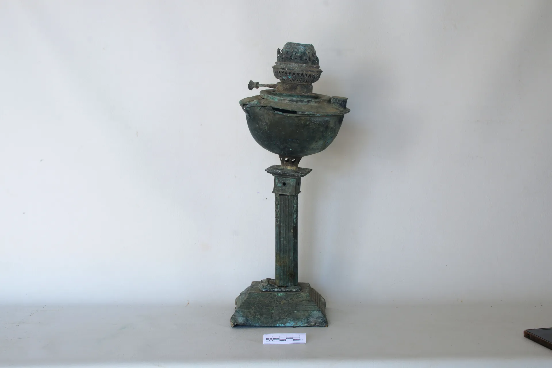 A Lamp -02 — Maritime Archaeology Museum