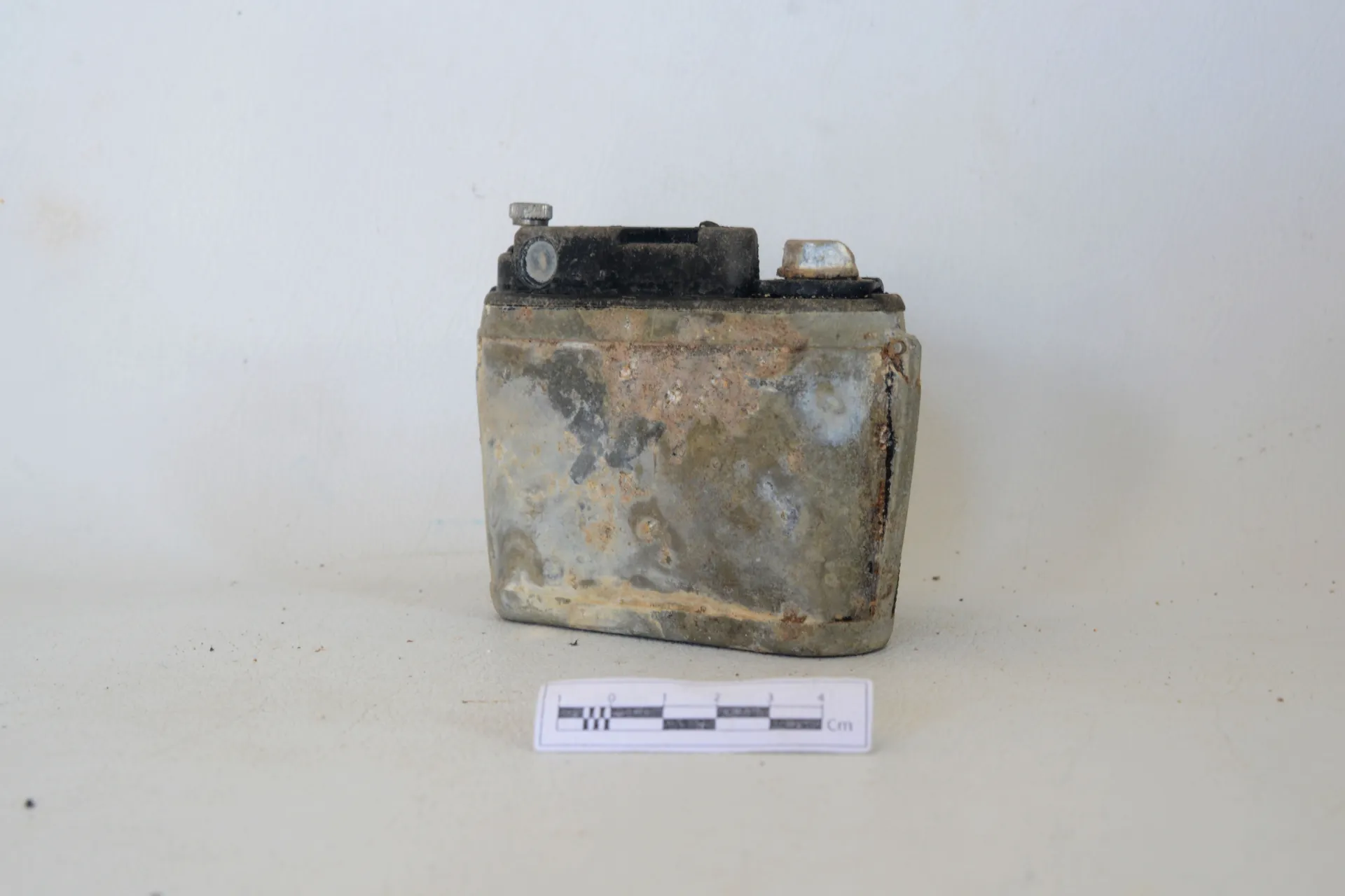 Old Camera — image 3
