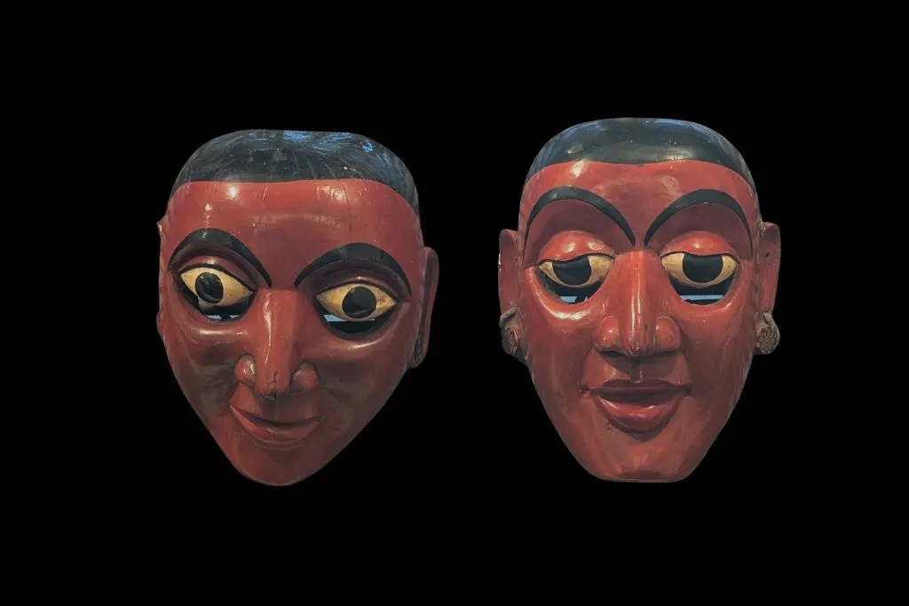 Badadaru Kolama — Ariyapla Mask Museum