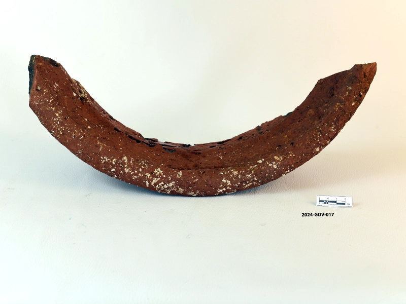 Part of a stand / pedestal — image 3