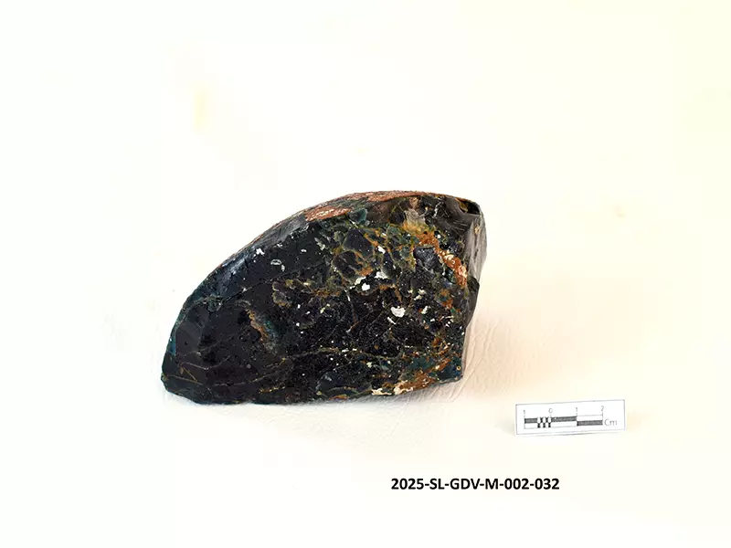 Piece of Glass Ingot — image 2