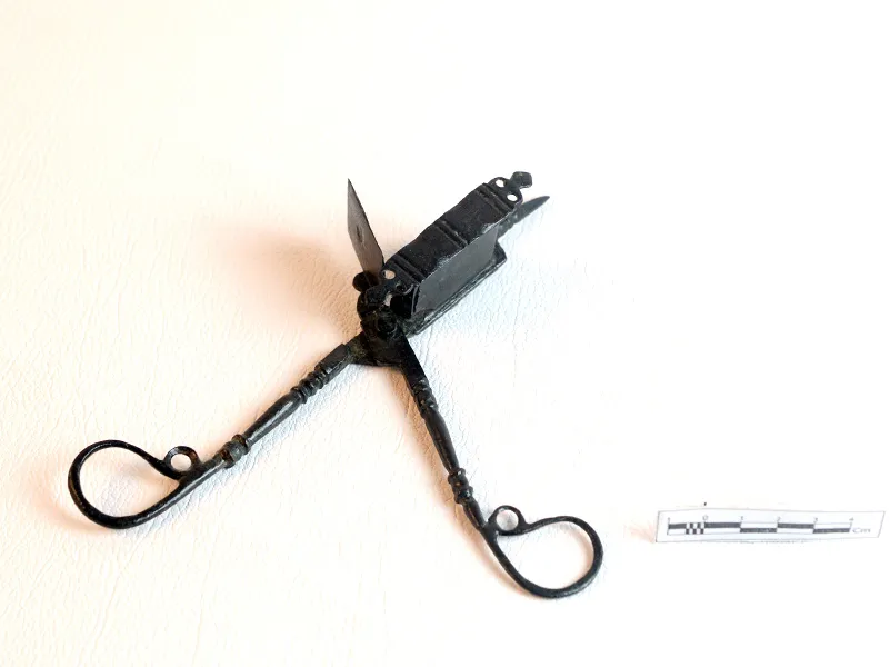 Candle snuffer — Maritime Archaeology Museum