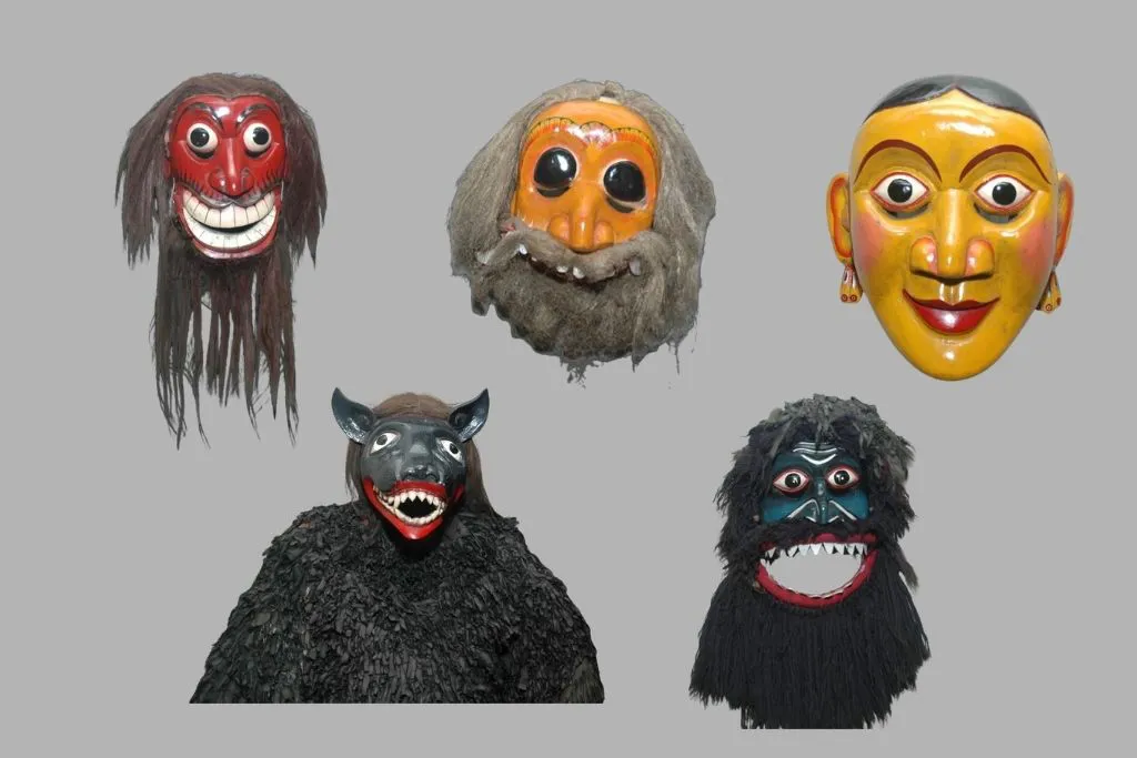 The Five Yakka — Ariyapla Mask Museum